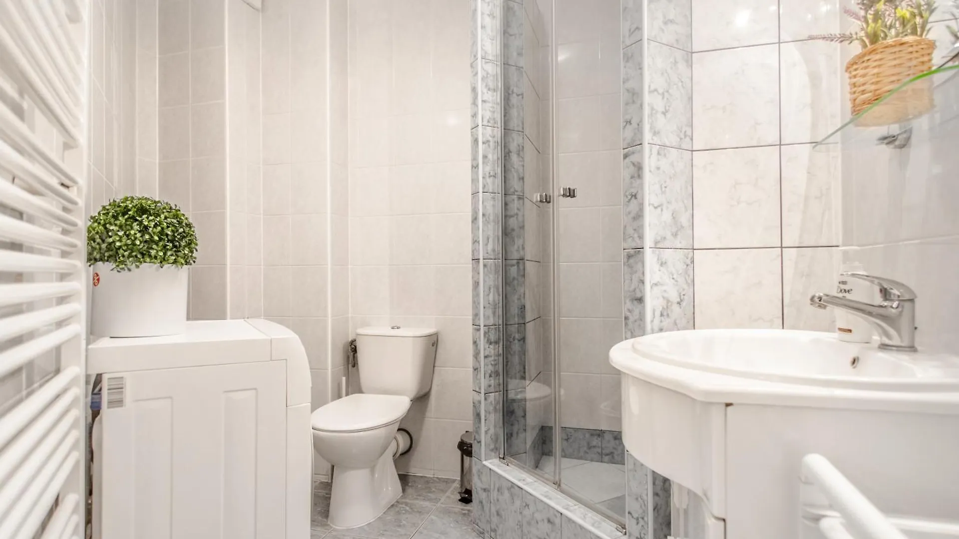 Apartament Rosa W Kolobrzegu Przy Latarni Apartment